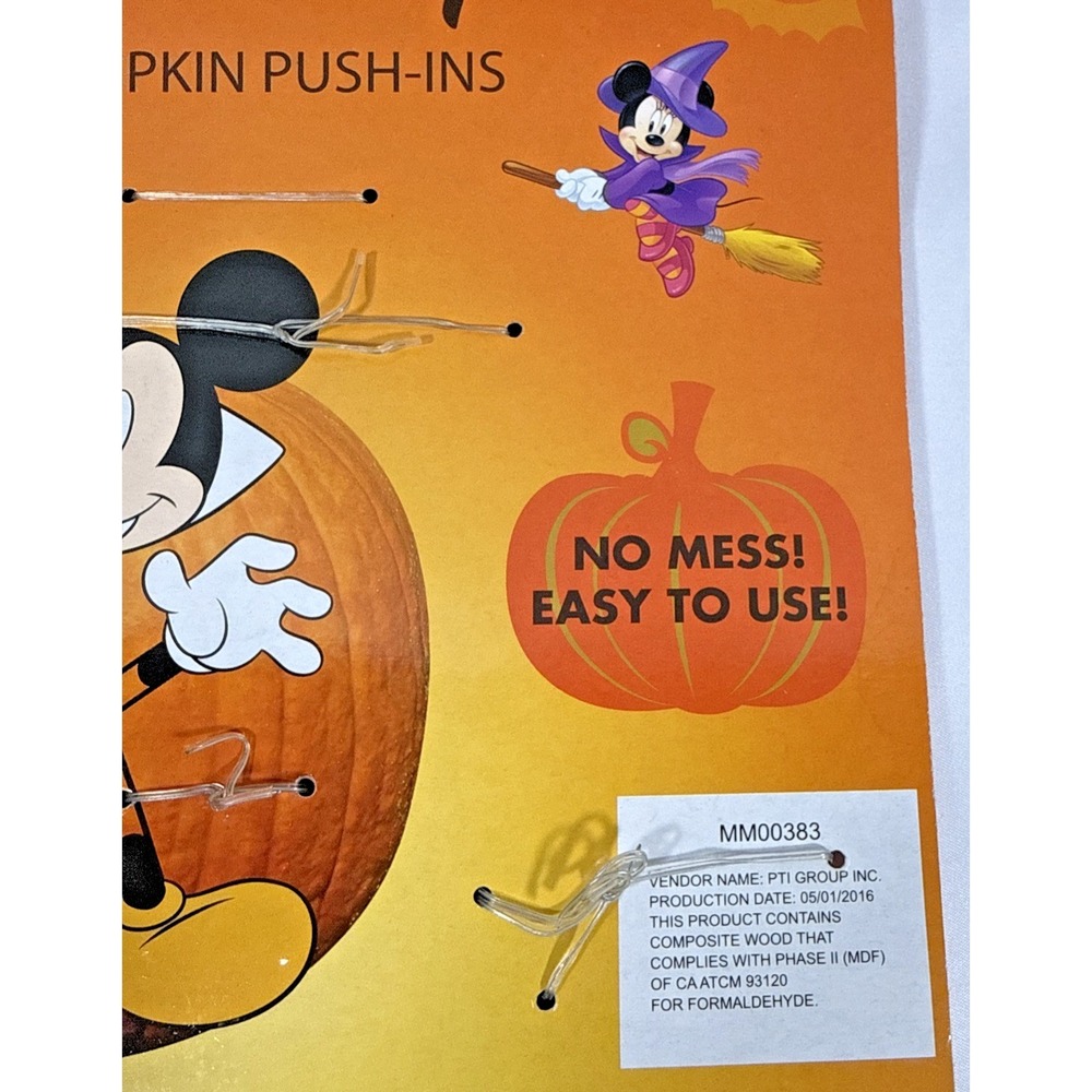 Disney Mickey Mouse Pumpkin Push-Ins Kids Orange Vampire Halloween 5pc Kit - Picture 4 of 7